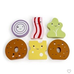 NEW Target Bullseyes Playground 6ct Bagel Wooden Stacking Puzzle Set🎀